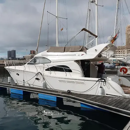 Luxusyacht - Atrevida Camping