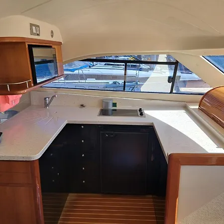 Luxusyacht - Atrevida Campsite Santa Cruz de Tenerife