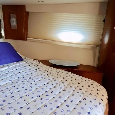 Camping Luxusyacht - Atrevida Santa Cruz de Tenerife